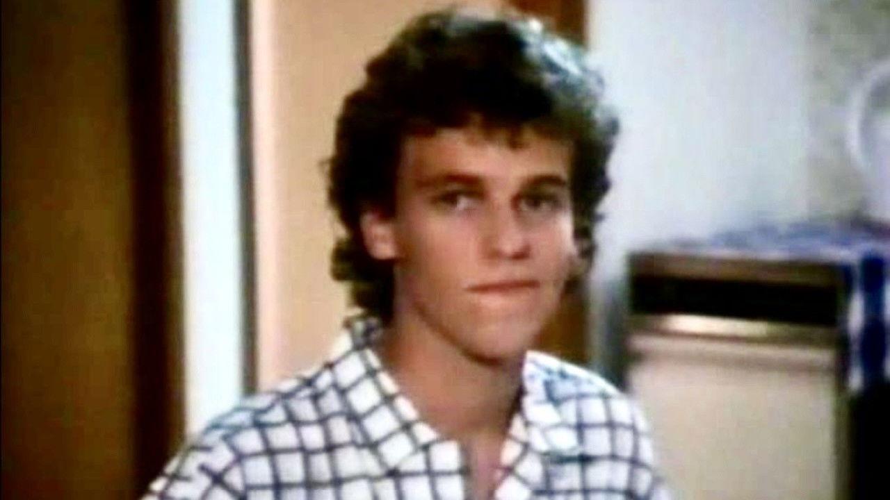 Hero in the Family 1986 movie scene