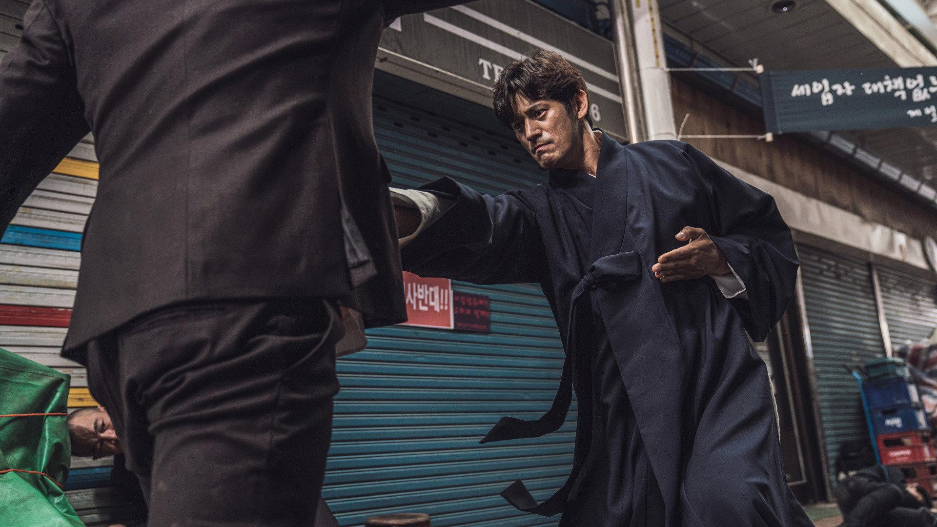 The Therapist : Fist of Tae-baek 2020 movie scene