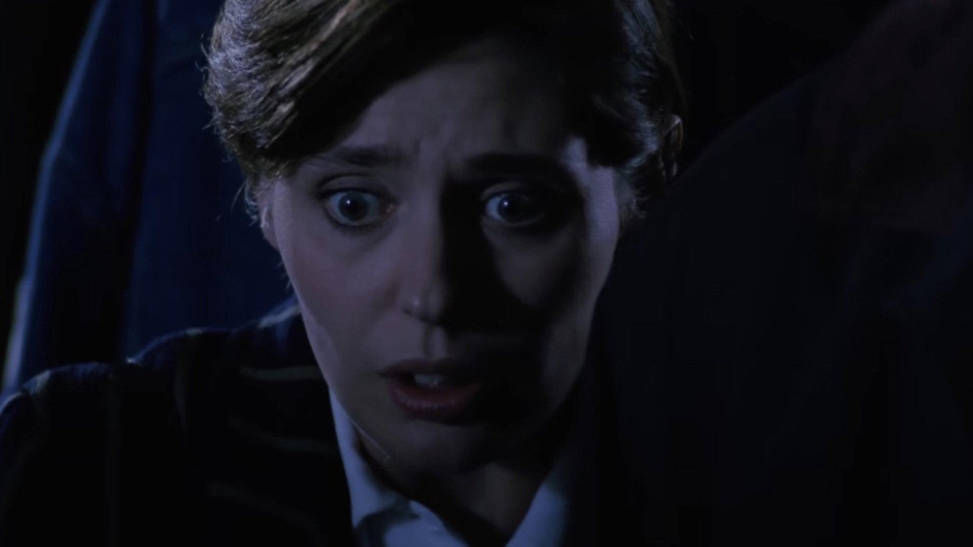Eyewitness 1990 movie scene