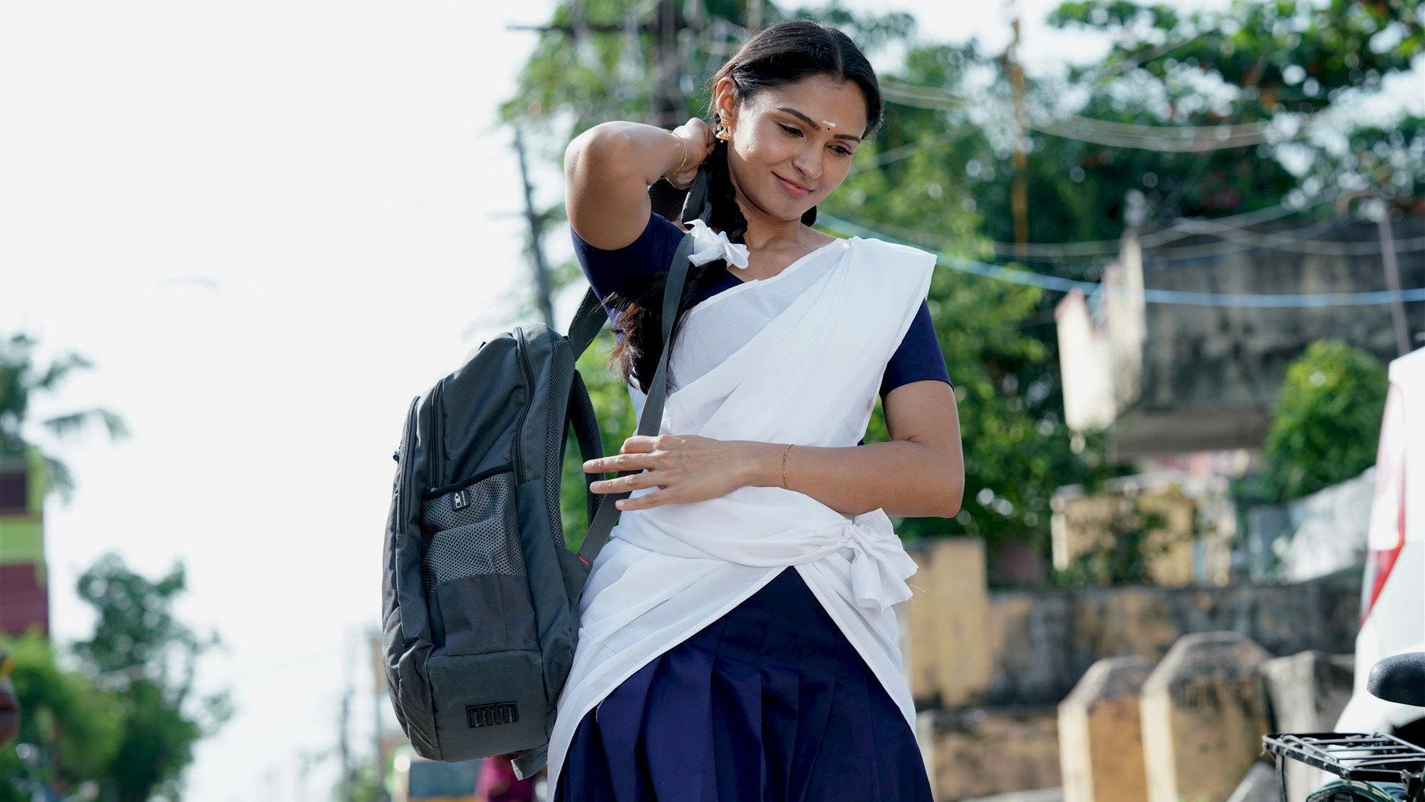 Anel Meley Pani Thuli 2022 movie scene