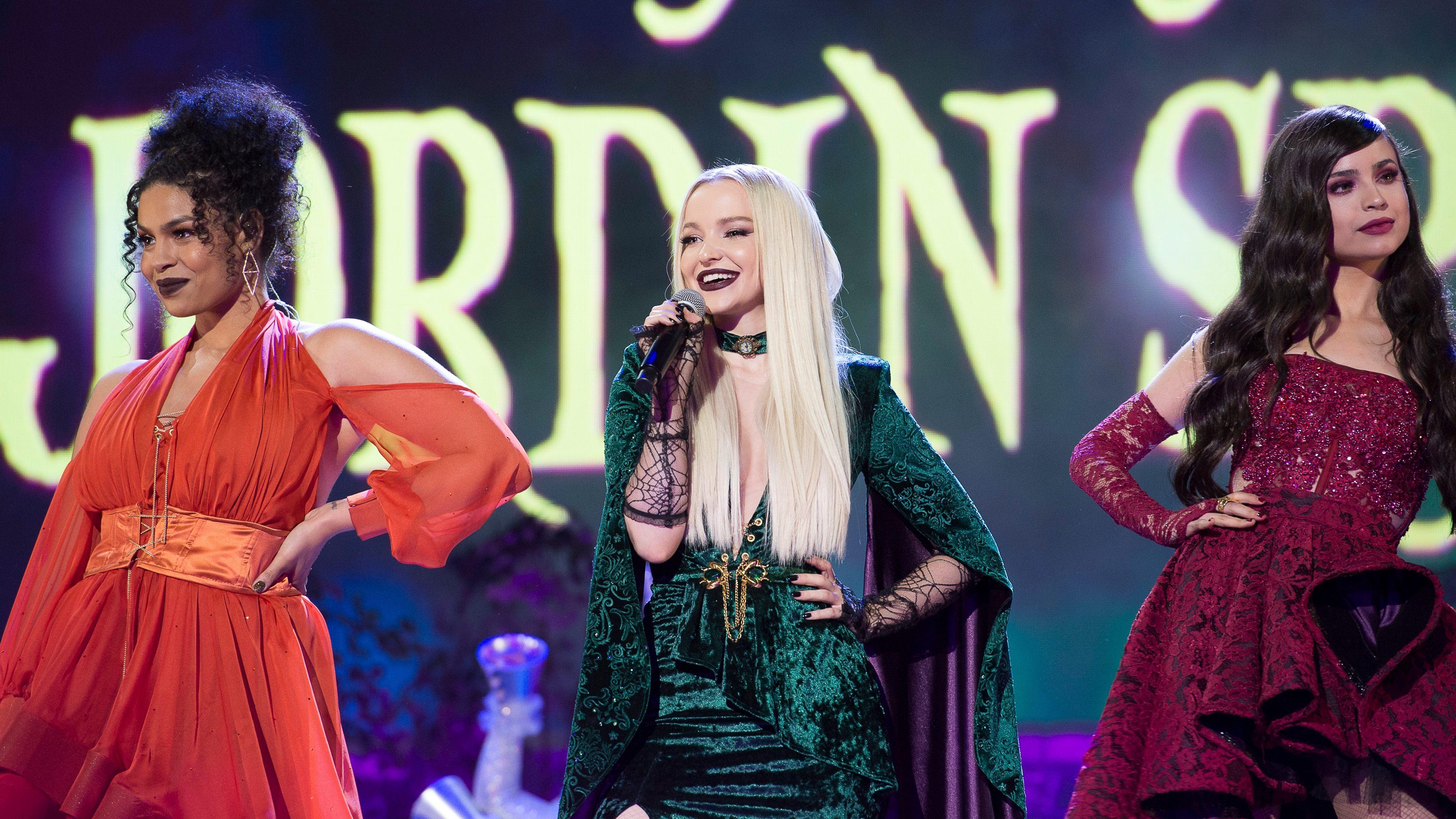 Hocus Pocus 25th Anniversary Halloween Bash 2018 movie scene