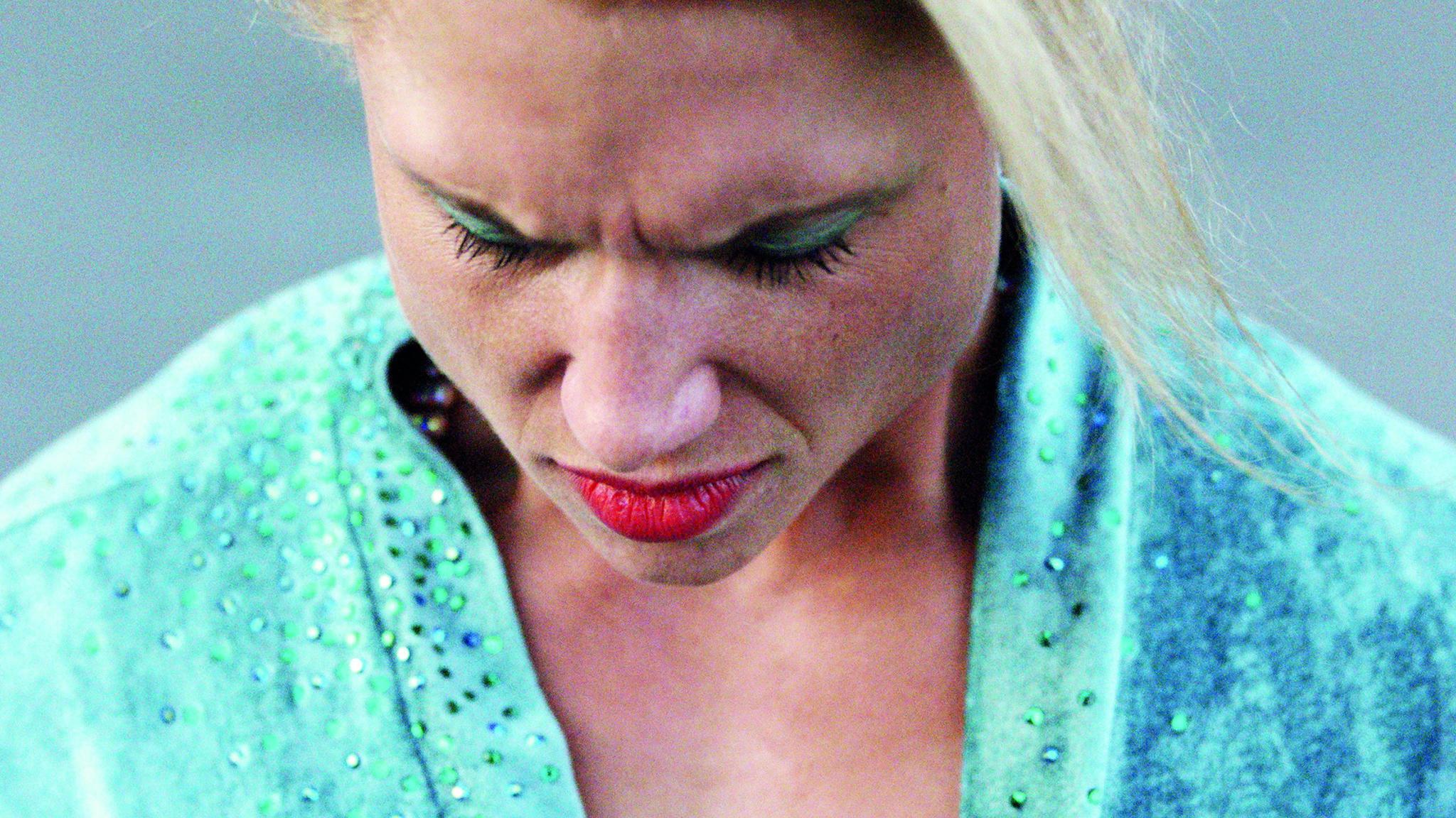 Pearl 2018 movie scene