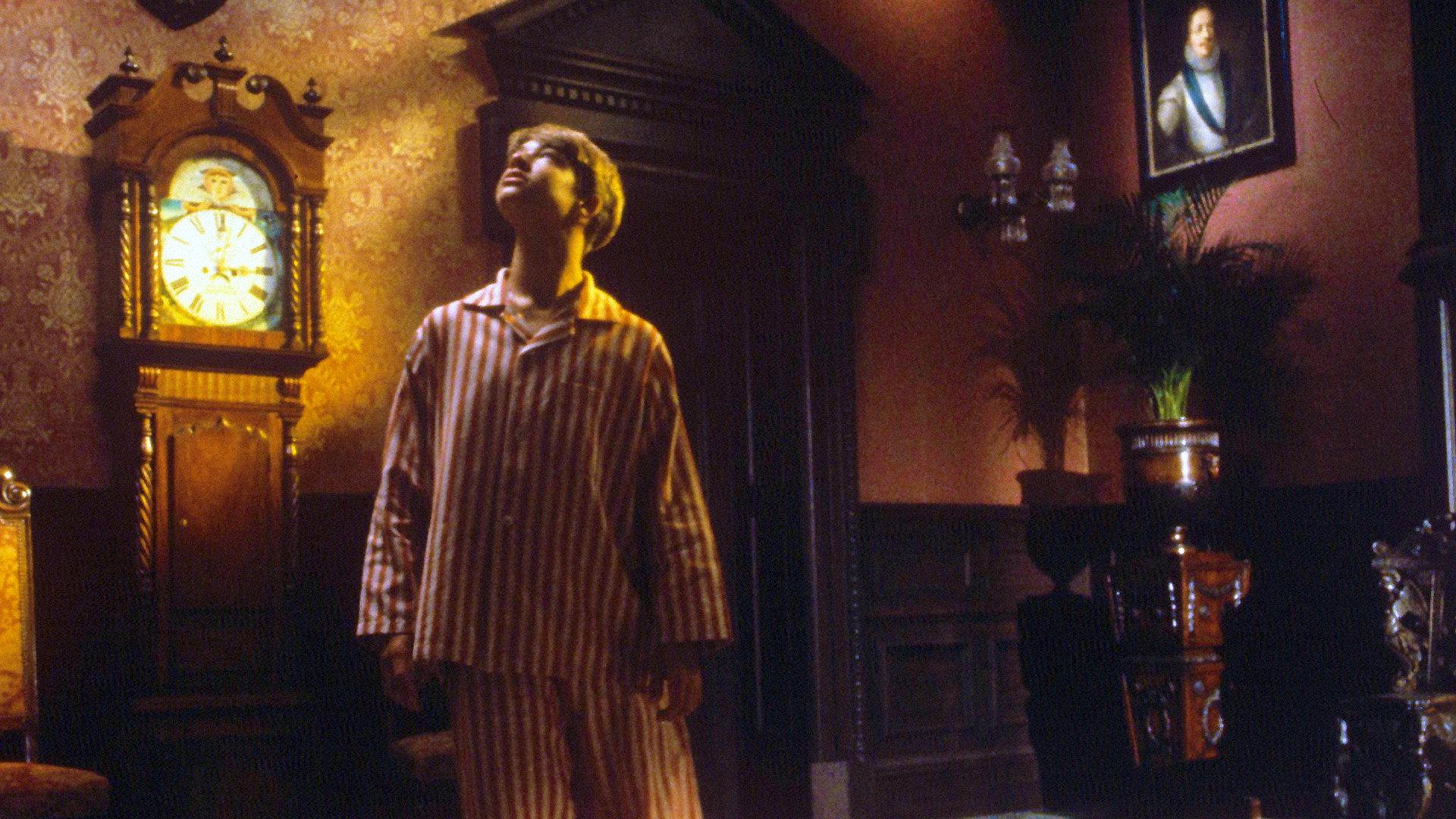 Tom's Midnight Garden 1999 movie scene