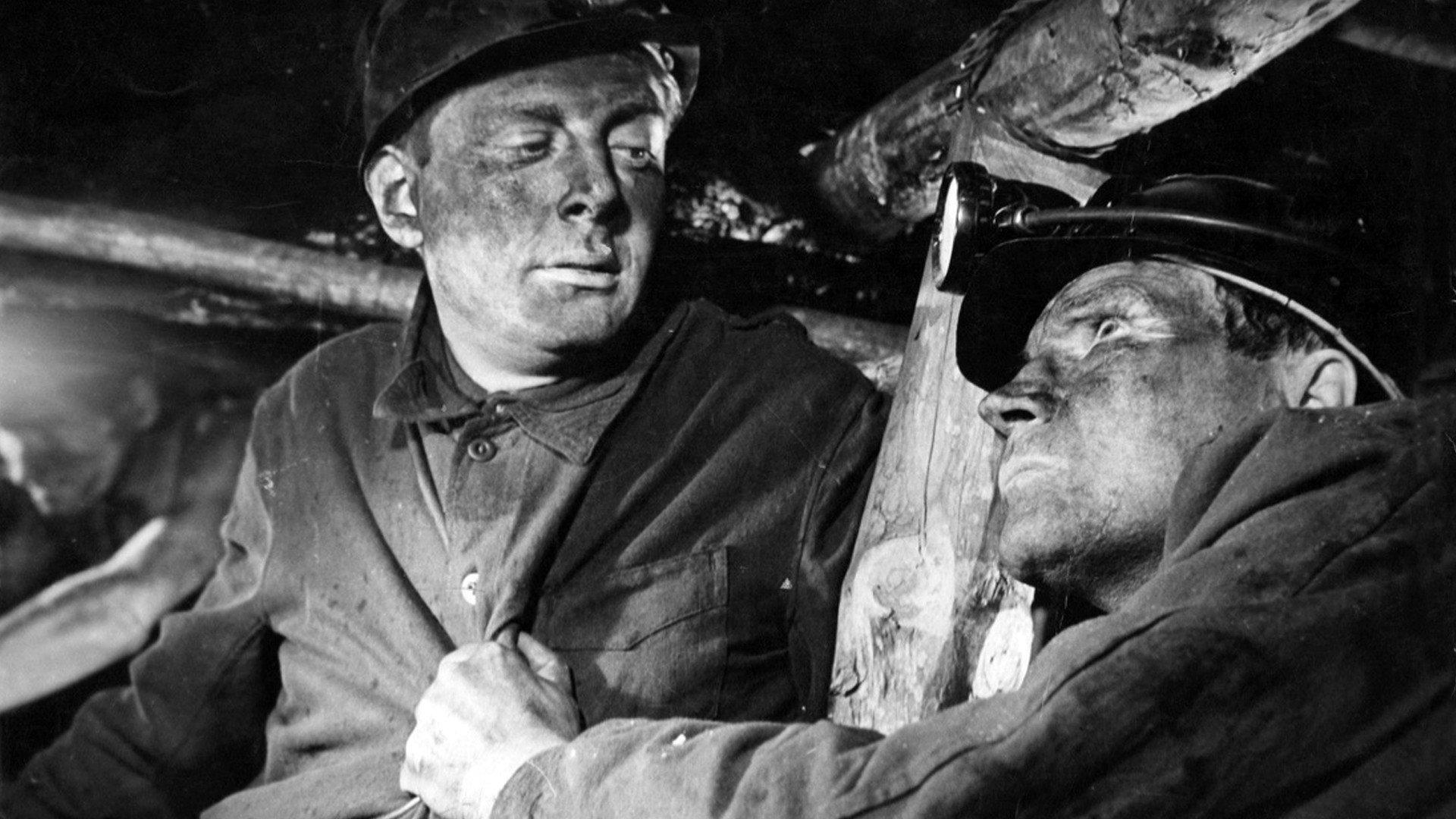 The Mark of the Day 1949 movie scene