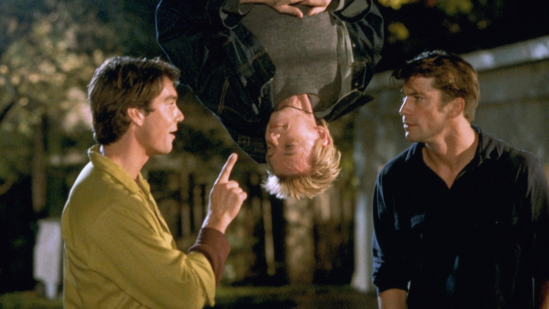 The New Guy 2002 movie scene