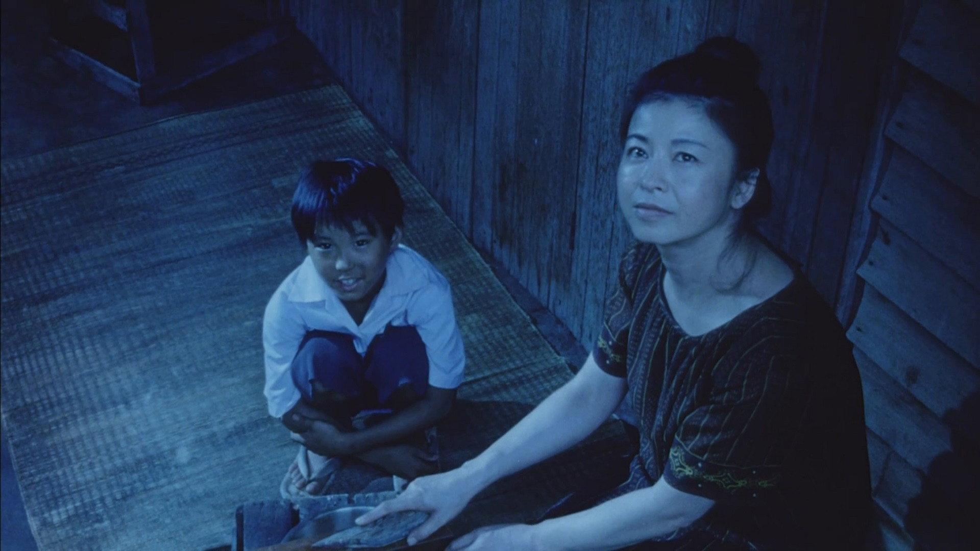 Bloody Snake Under the Sun 2007 movie scene