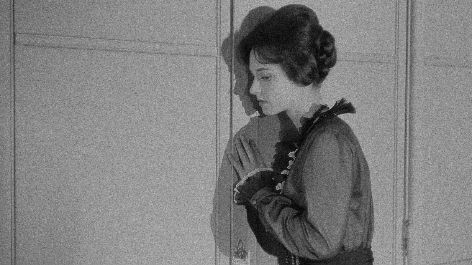 Judex (Episode 06): The Licorice Kid 1917 movie scene