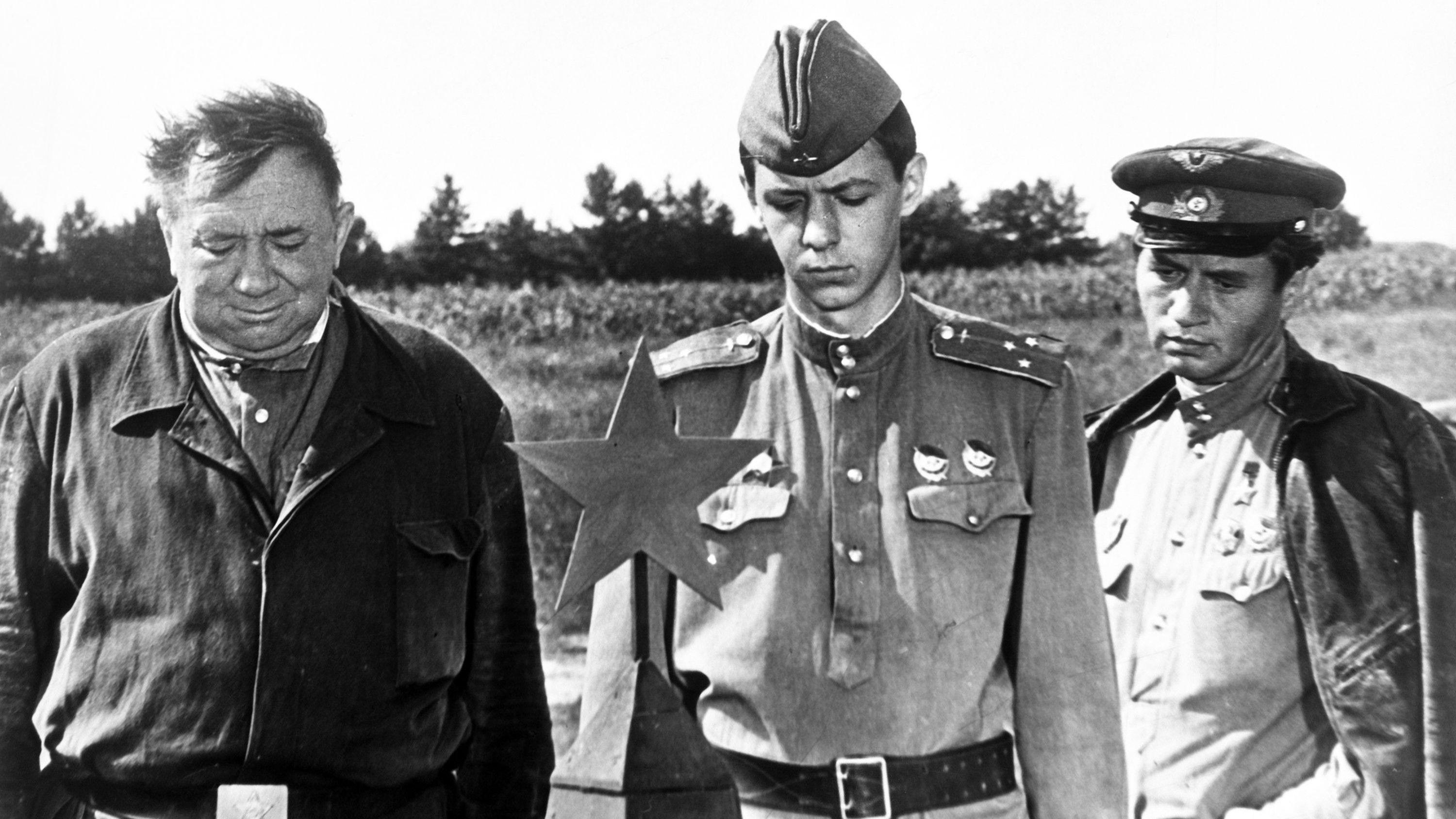 Only Old Men Are Going to Battle 1974 movie scene