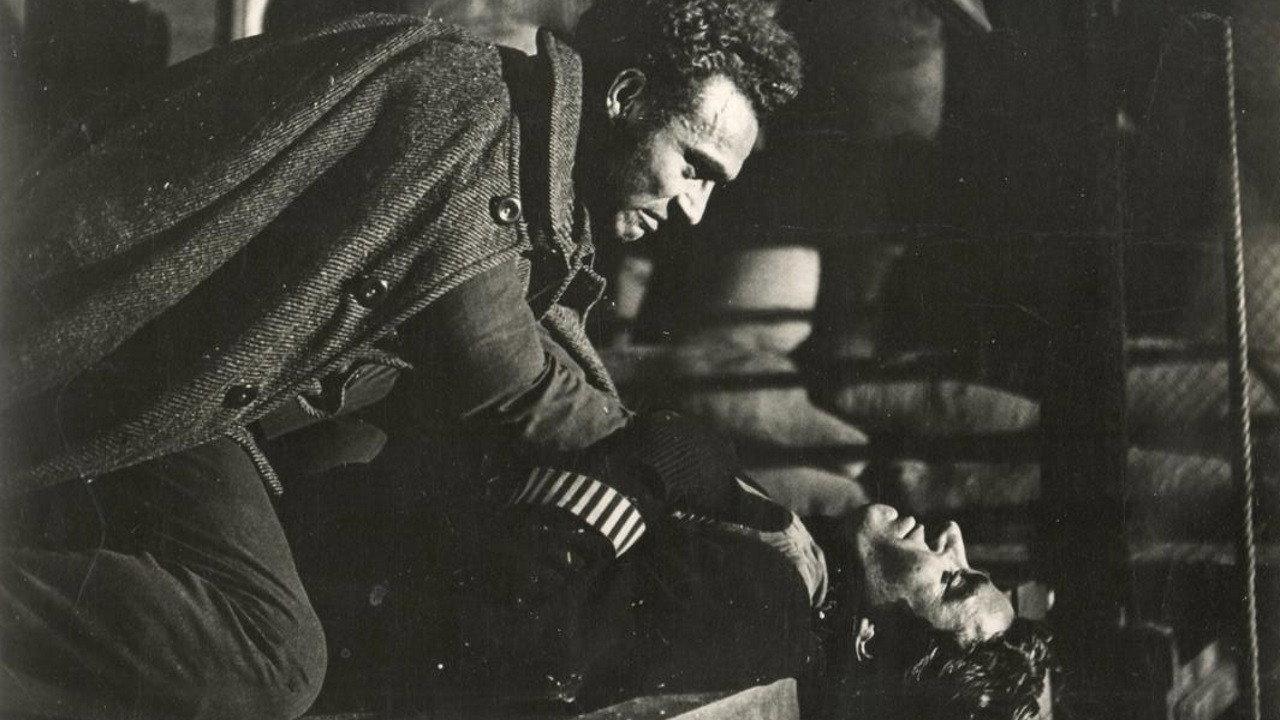The Hour of 13 1952 movie scene