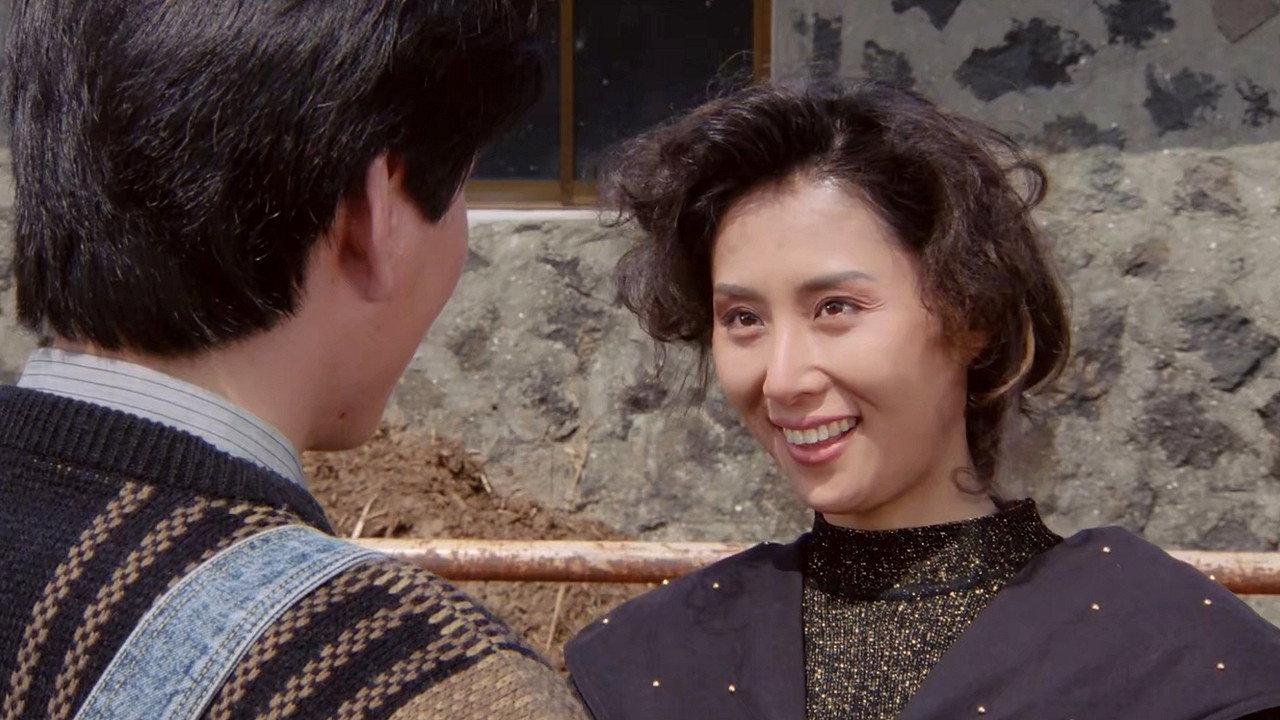 Women Like the Midnight Dew 1991 movie scene