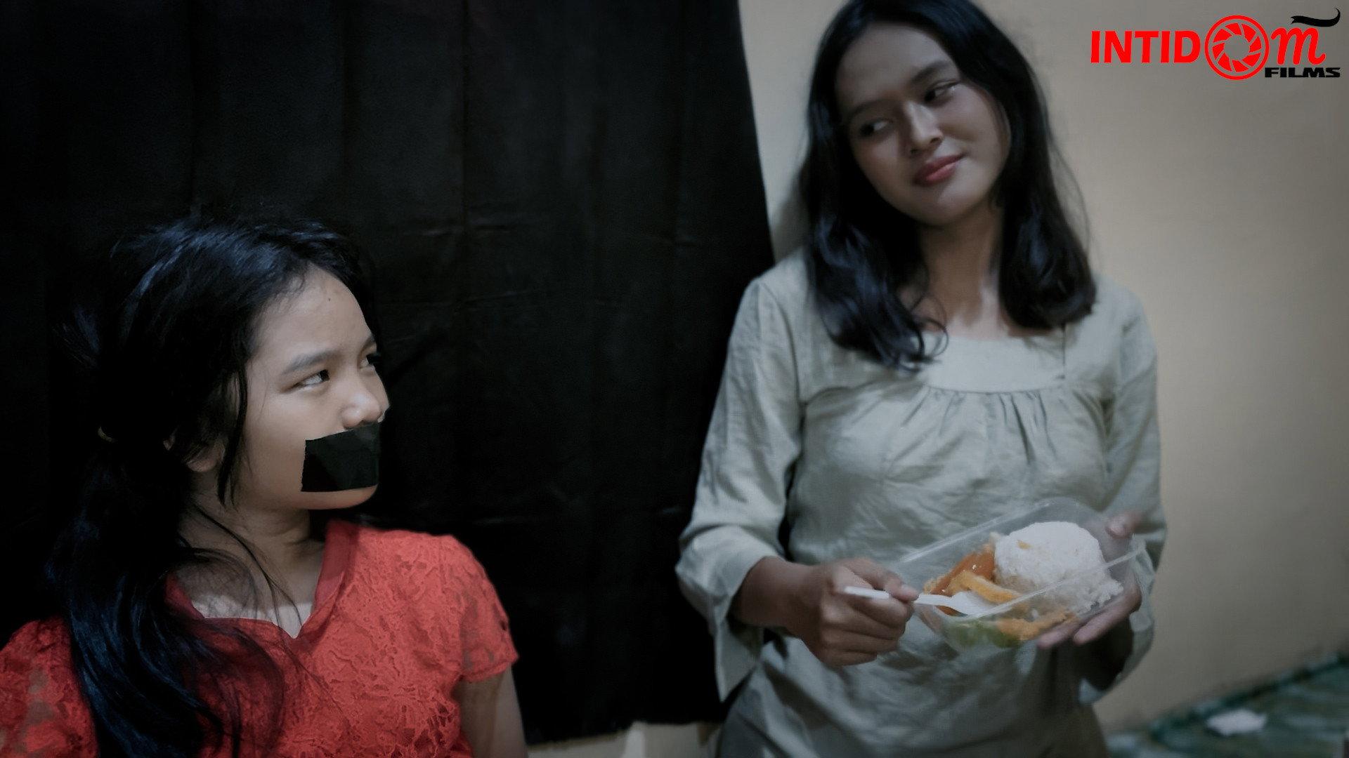 Jangan Ambil Bonekaku..!! 3 2025 movie scene