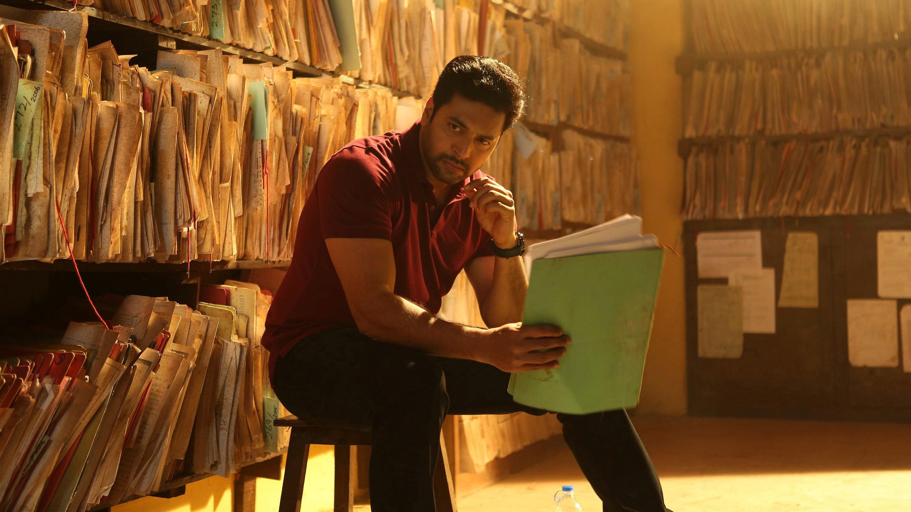 Adanga Maru 2018 movie scene