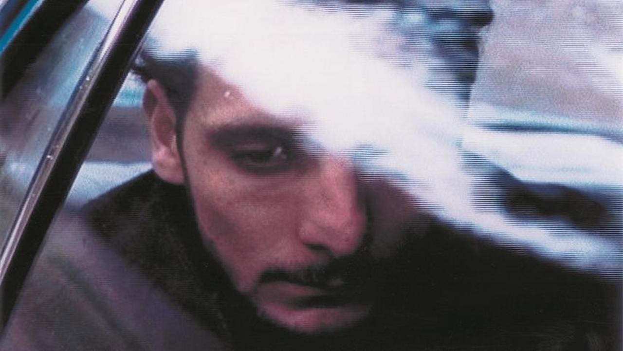 Your Dark Hair Ihsan 2006 movie scene