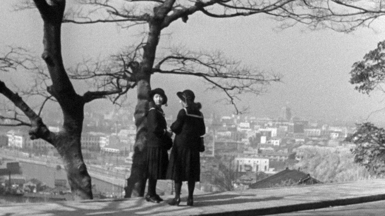 Japanese Girls at the Harbor 1933 movie scene