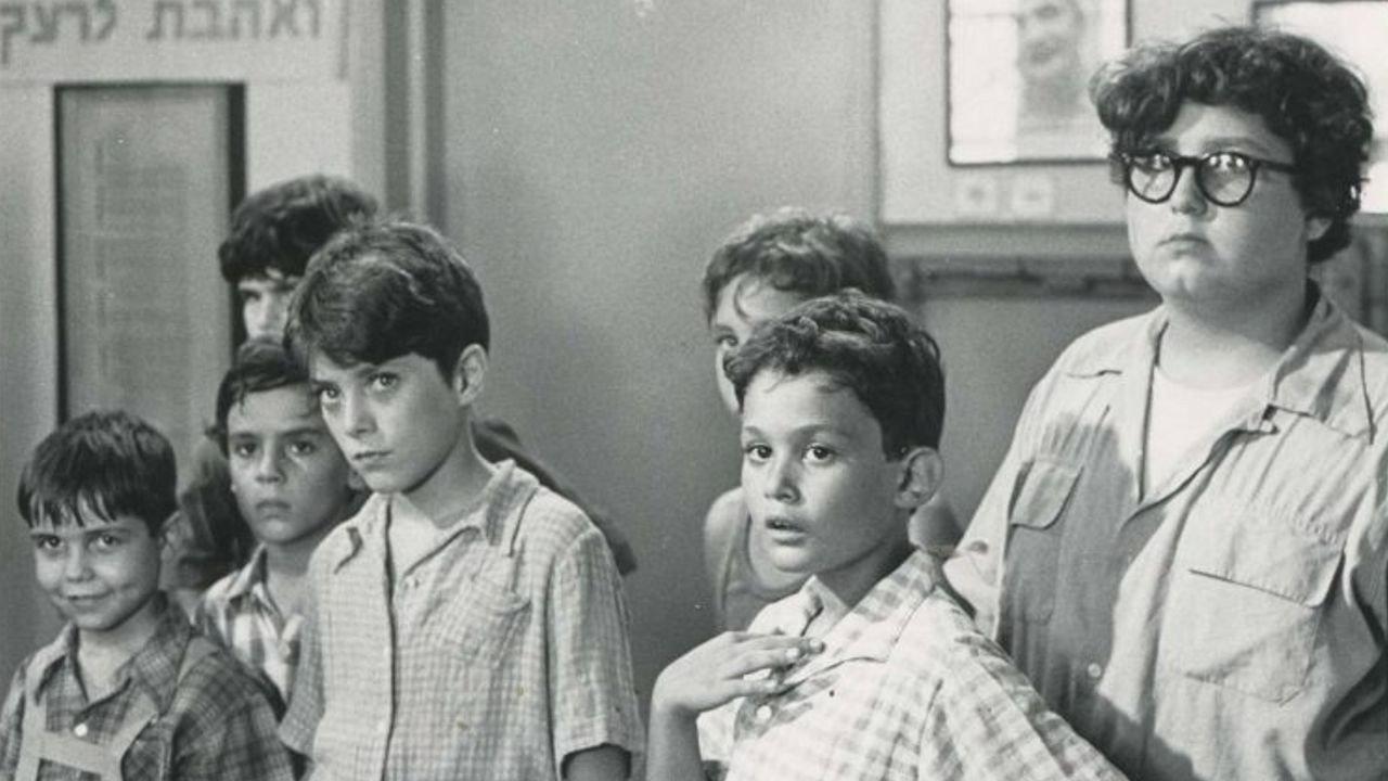 The Wooden Gun 1979 movie scene