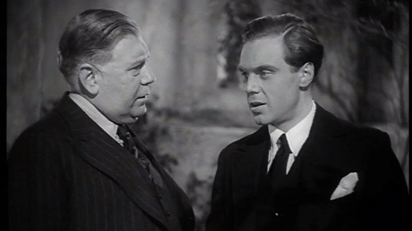 The Case of the Frightened Lady 1940 movie scene