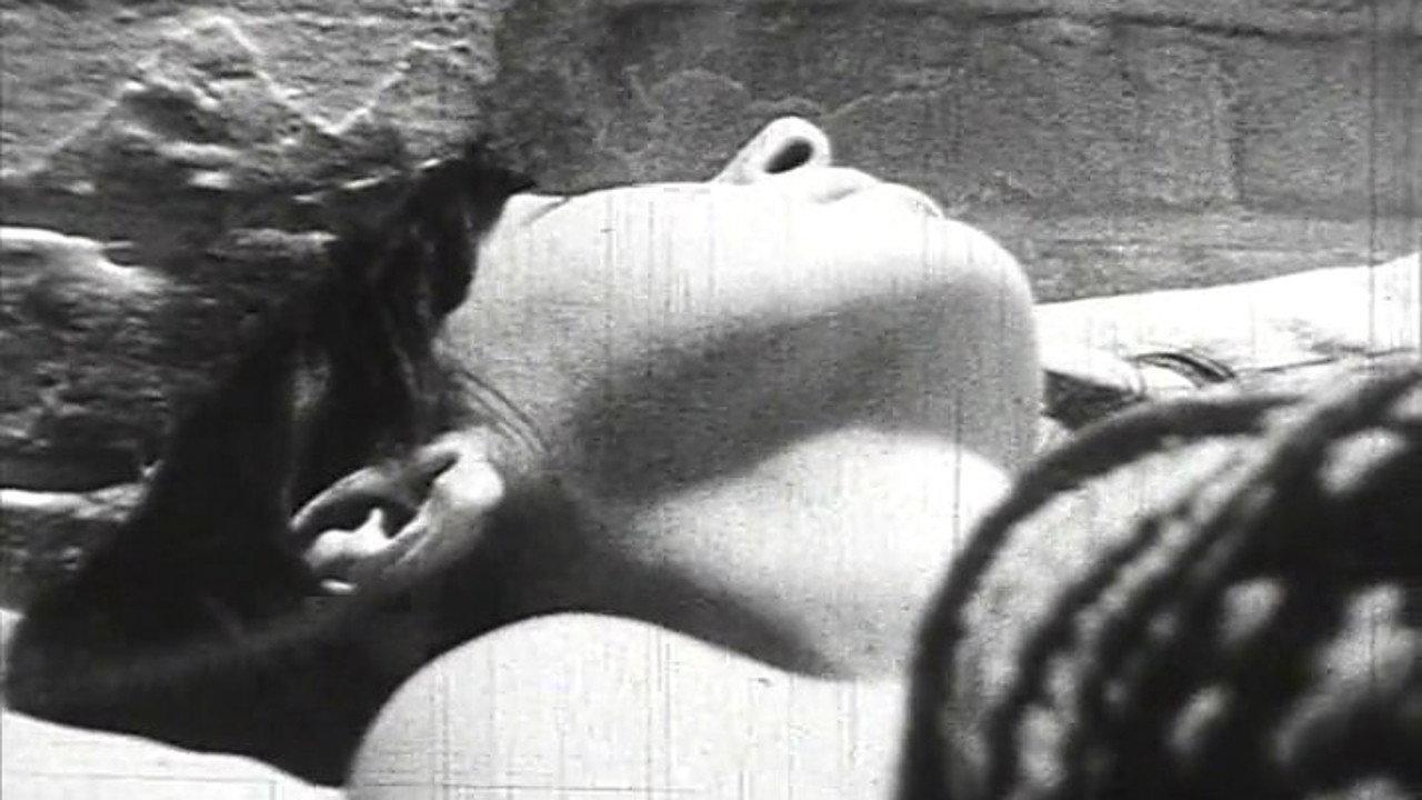 Naissant 1964 movie scene
