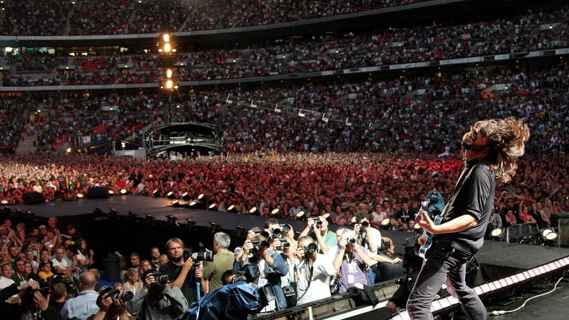 Foo Fighters: Live At Wembley Stadium 2008 movie scene