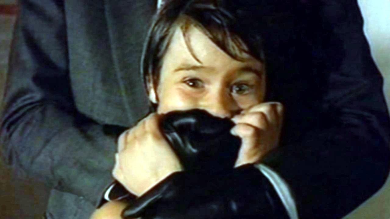 Witness to Murder 1974 movie scene