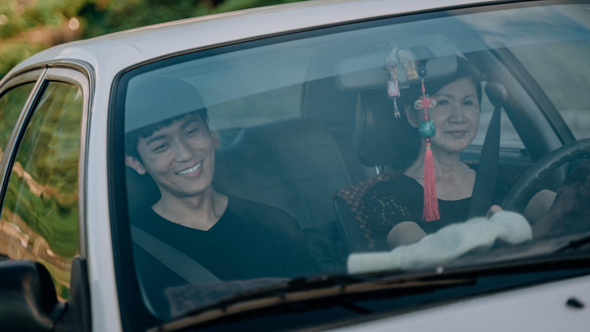 Grandmother’s Small Talk 2019 movie scene