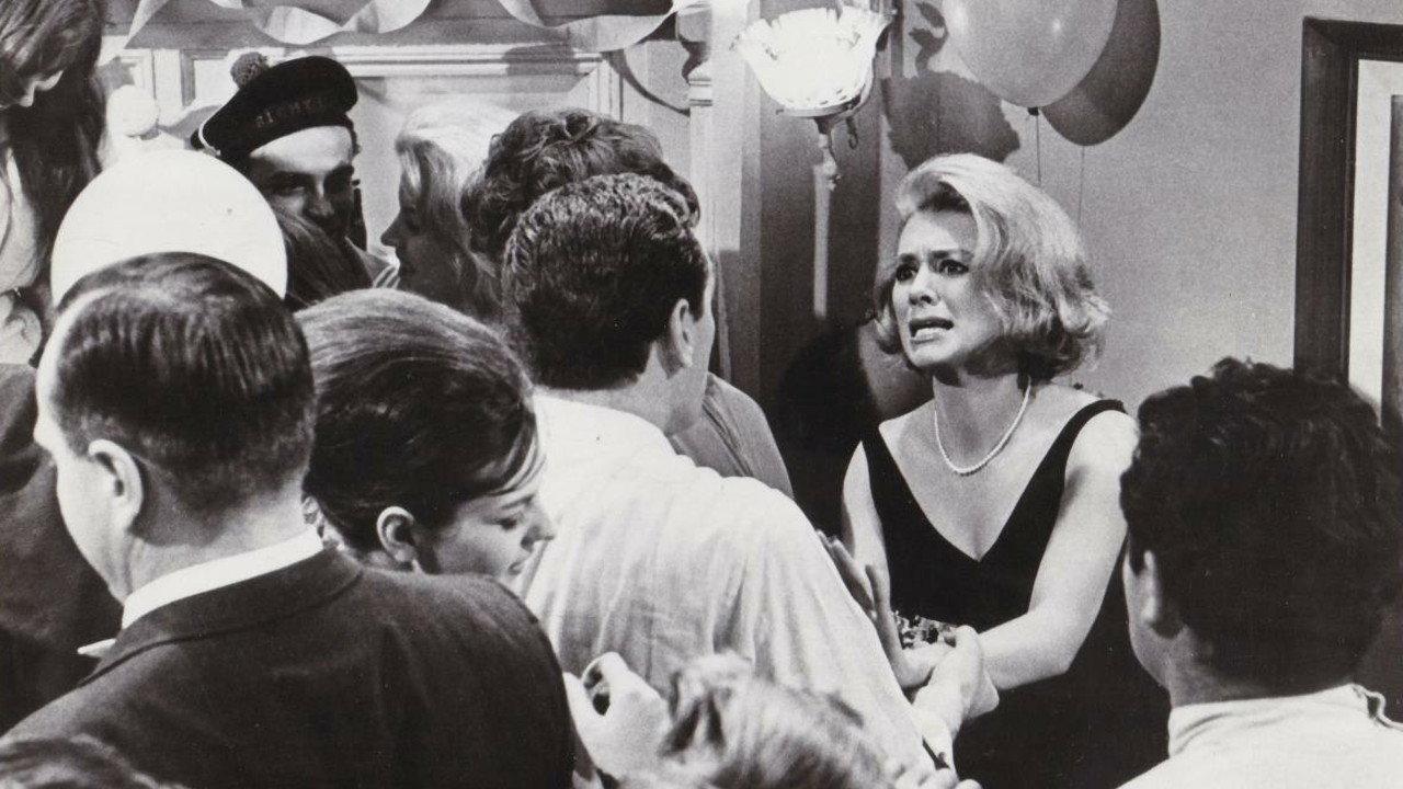 The Yellow Canary 1963 movie scene