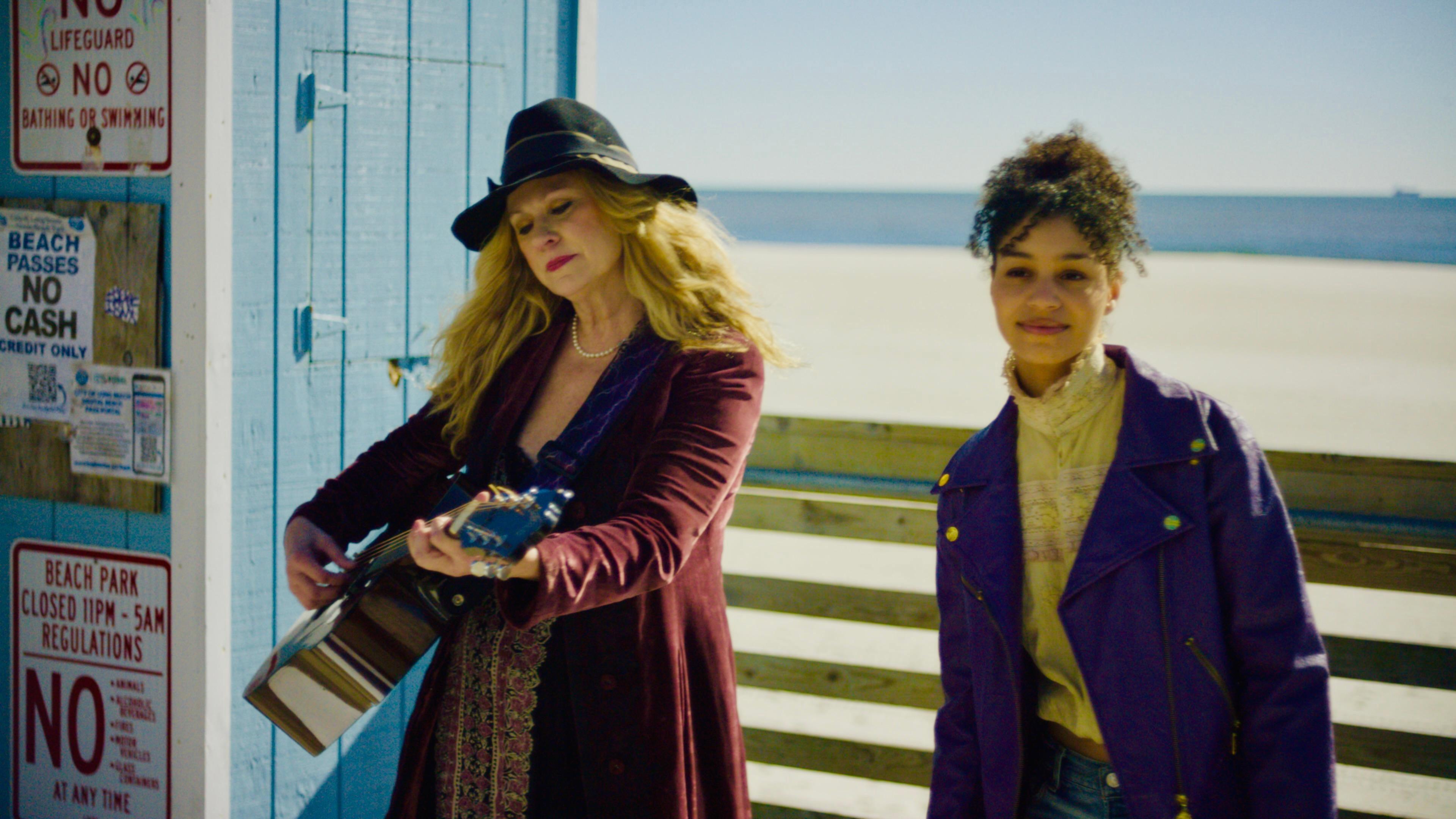 Love Music Shelter, SF movie scene