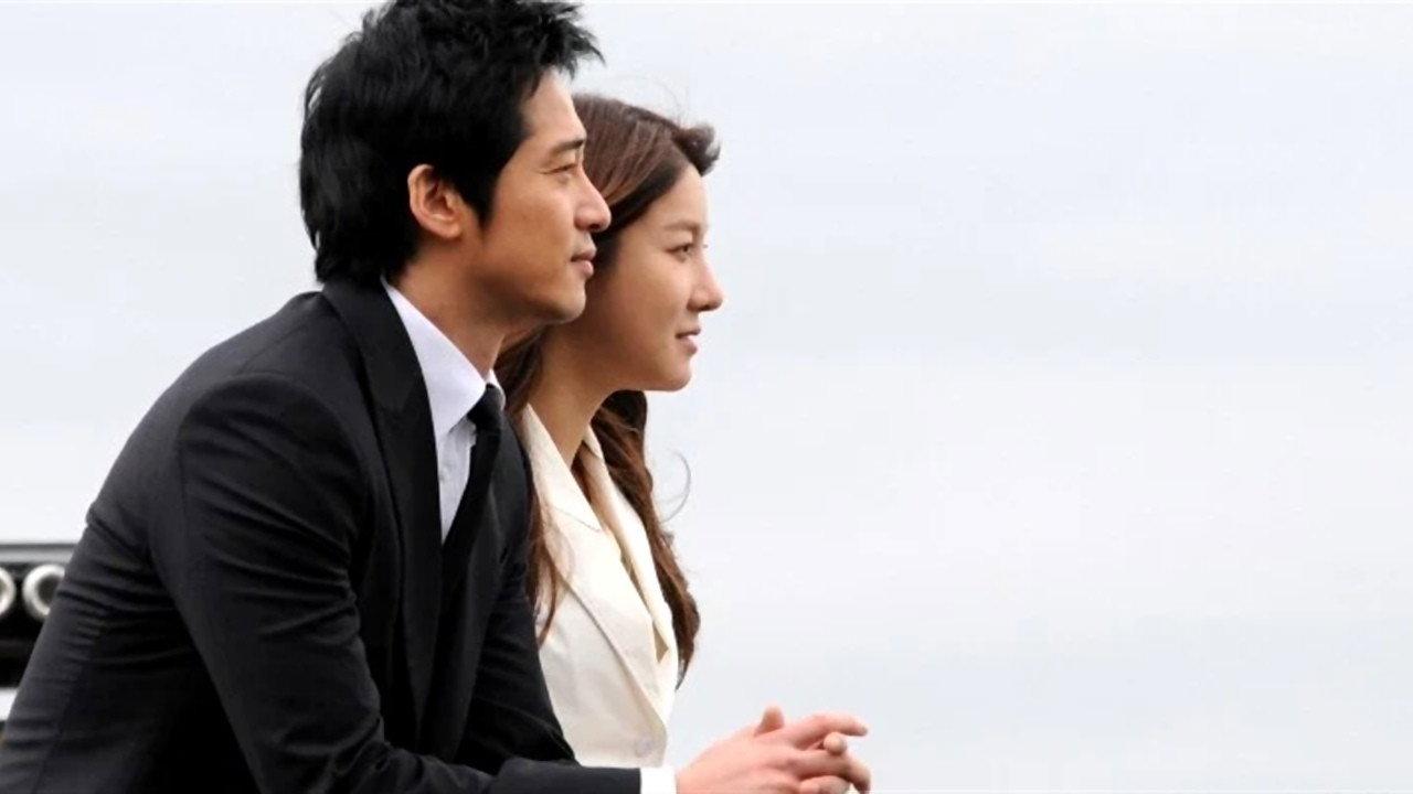 The Relation of Face, Heart and Love 2009 movie scene