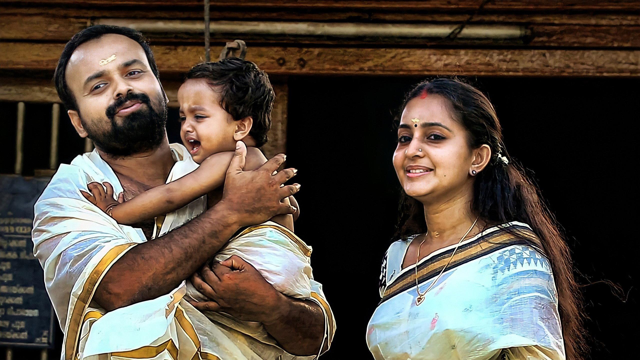 Konthayum Poonoolum 2014 movie scene