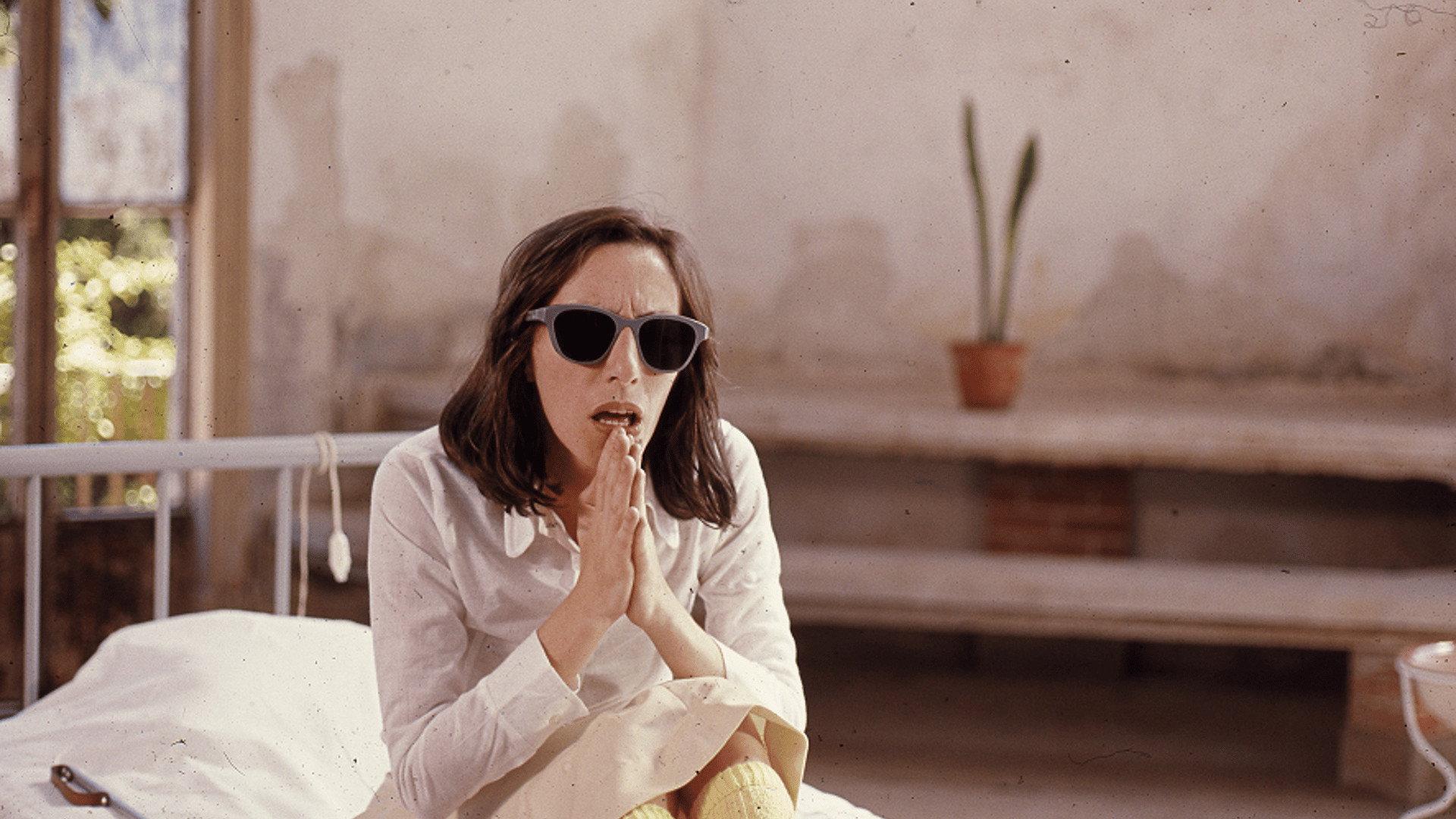 Maria's Hours 1979 movie scene