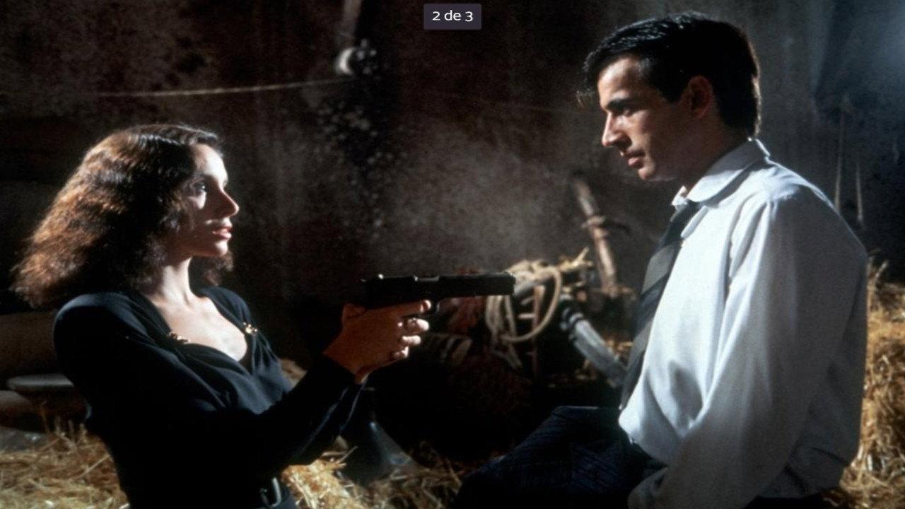 Demons in the Garden 1982 movie scene
