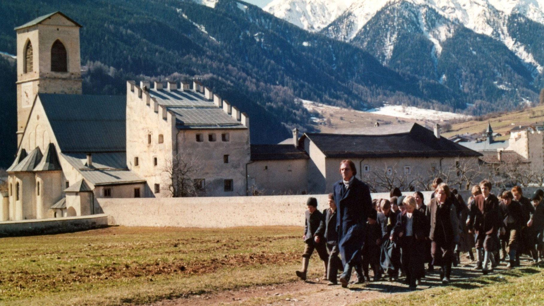 Pestalozzi's Mountain 1989 movie scene