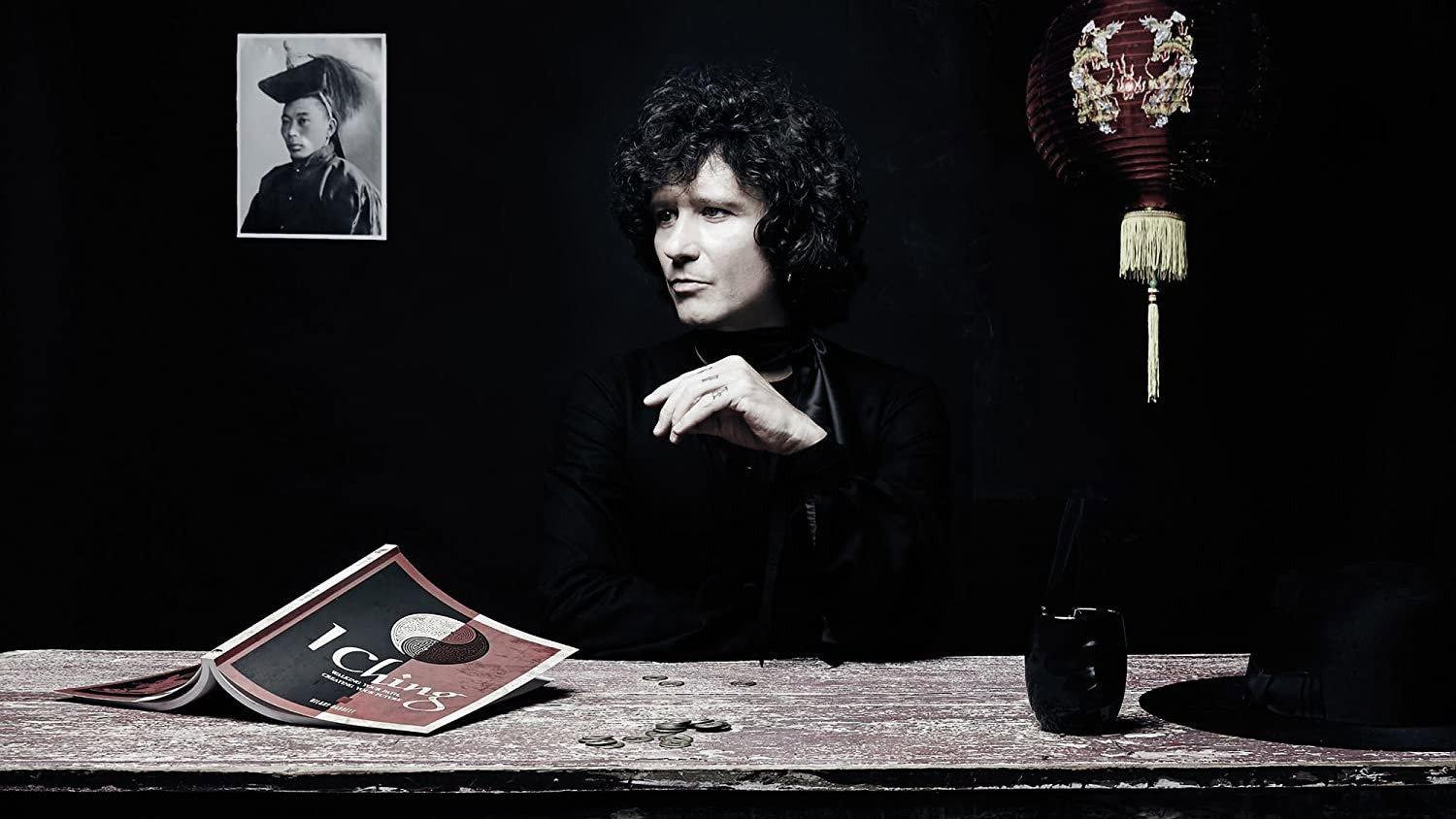 Enrique Bunbury MTV Unplugged: El libro de las mutaciones 2015 movie scene