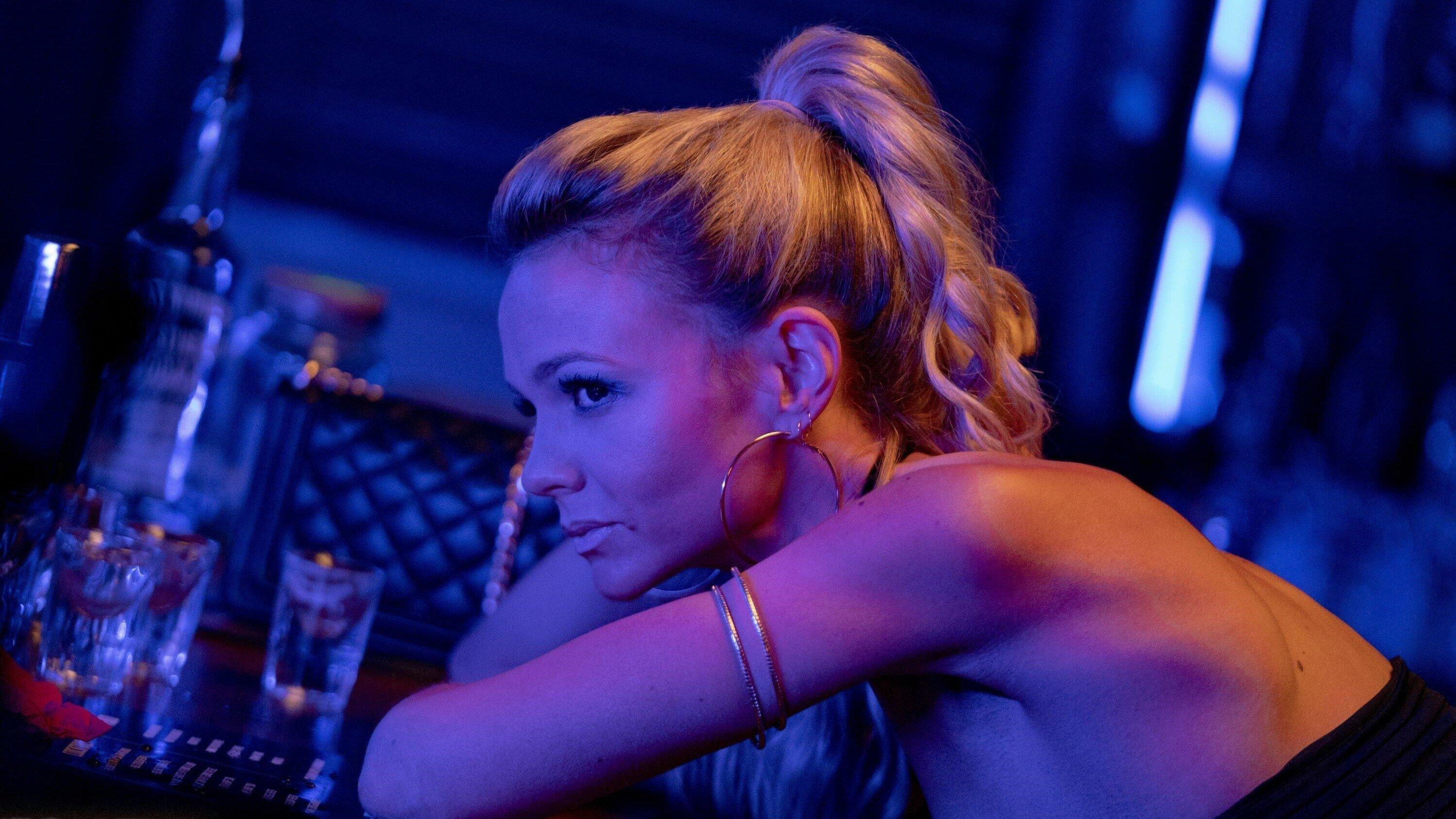 Promising Young Woman 2020 movie scene