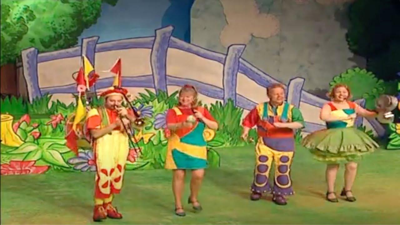 The Singing Kettle - Homemade Band 2007 movie scene