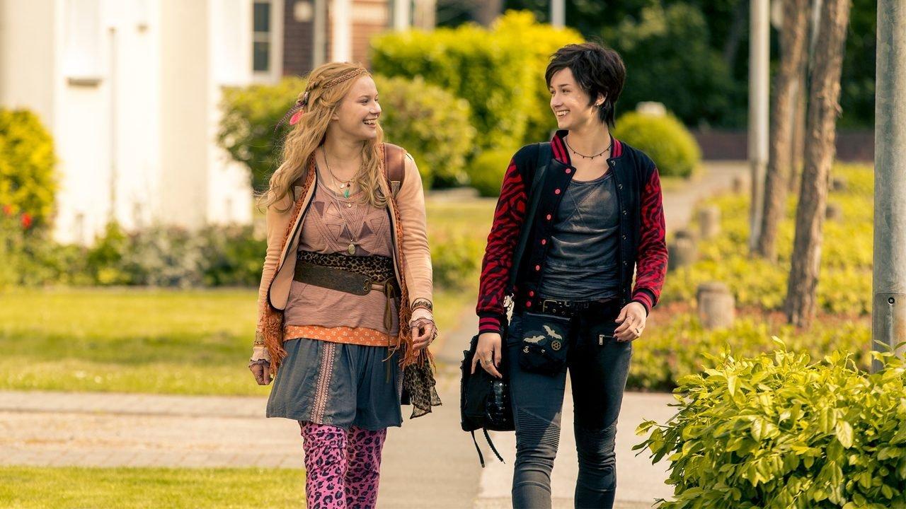 Vampire Sisters 3: Journey to Transylvania 2016 movie scene