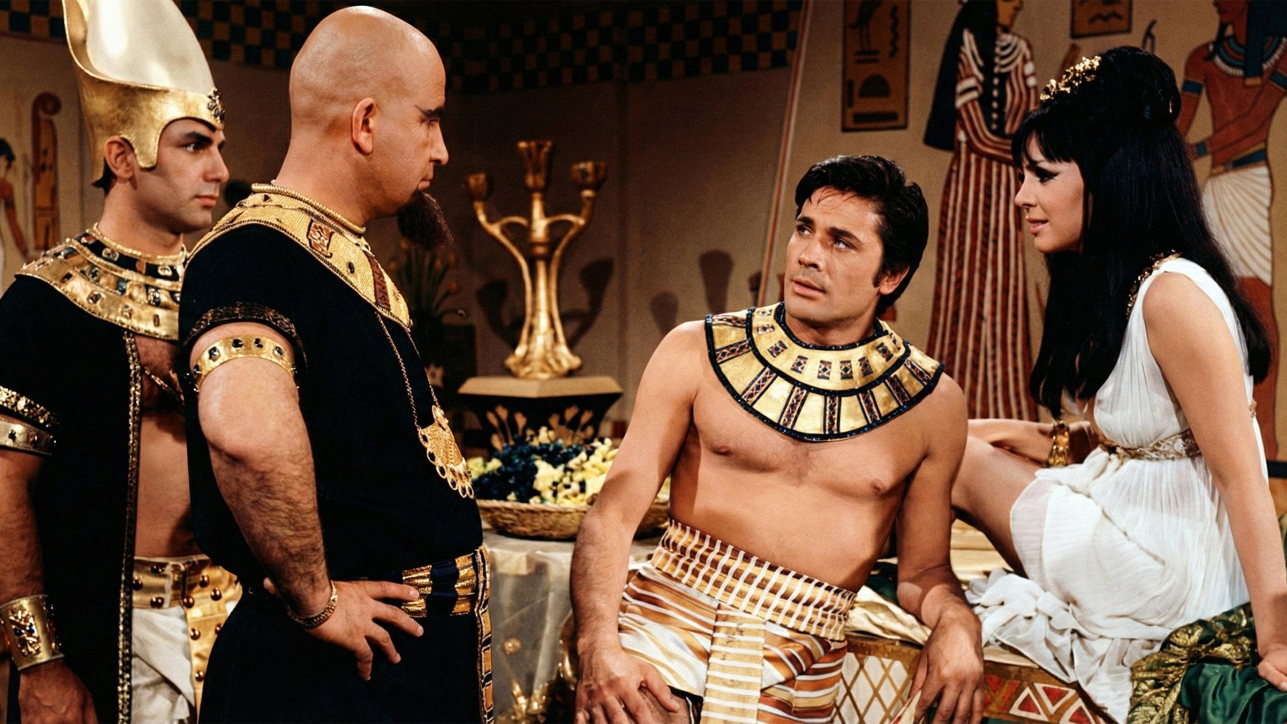 Yusuf and Zulaikha 1968 movie scene