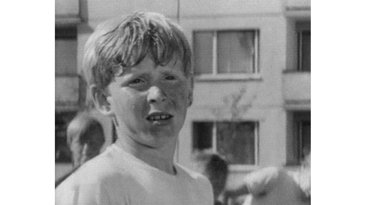 The Boy from 5B 1972 movie scene