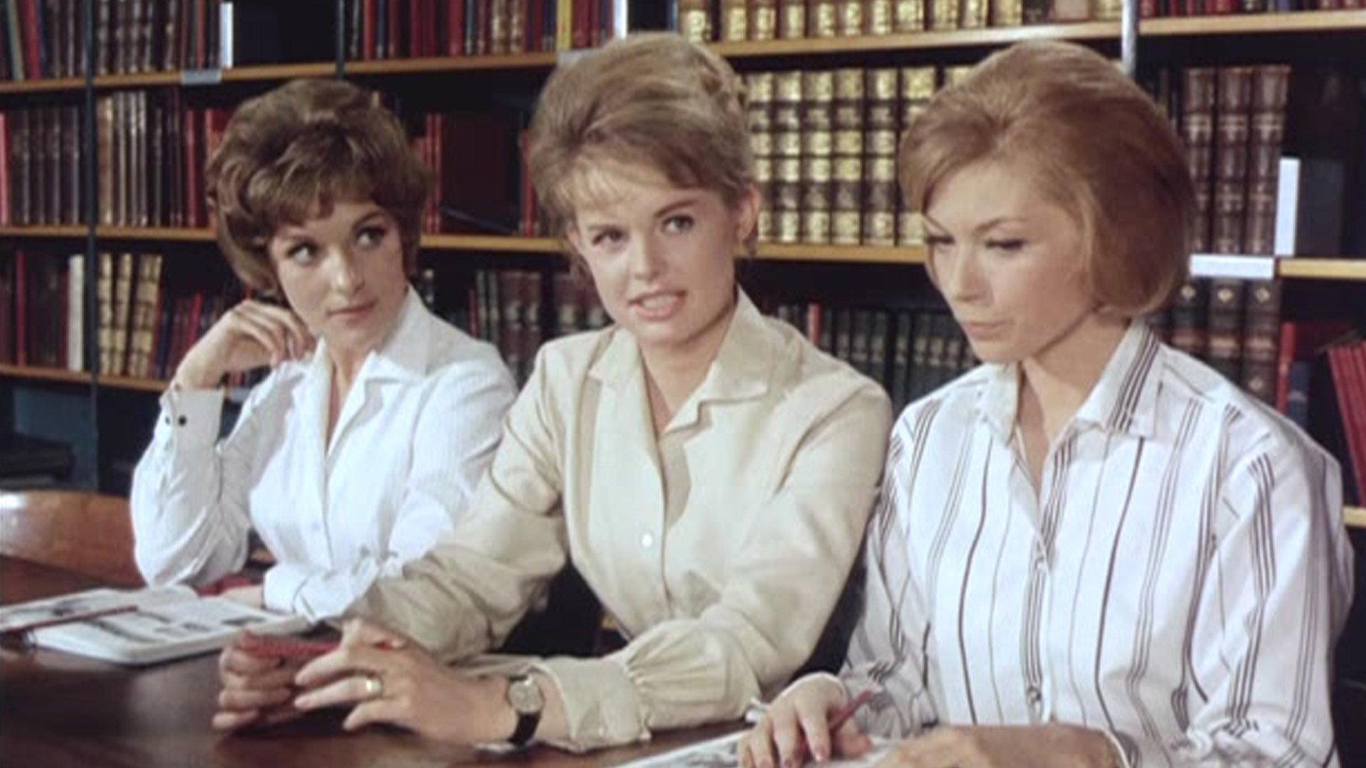 Three Girls in Paris 1963 movie scene