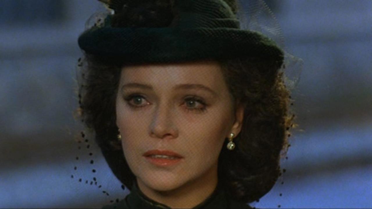 Passion of Love 1981 movie scene