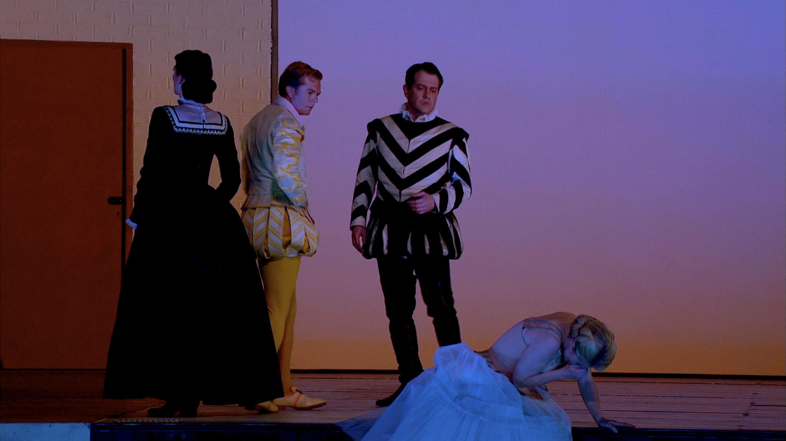 Britten: Gloriana 2013 movie scene