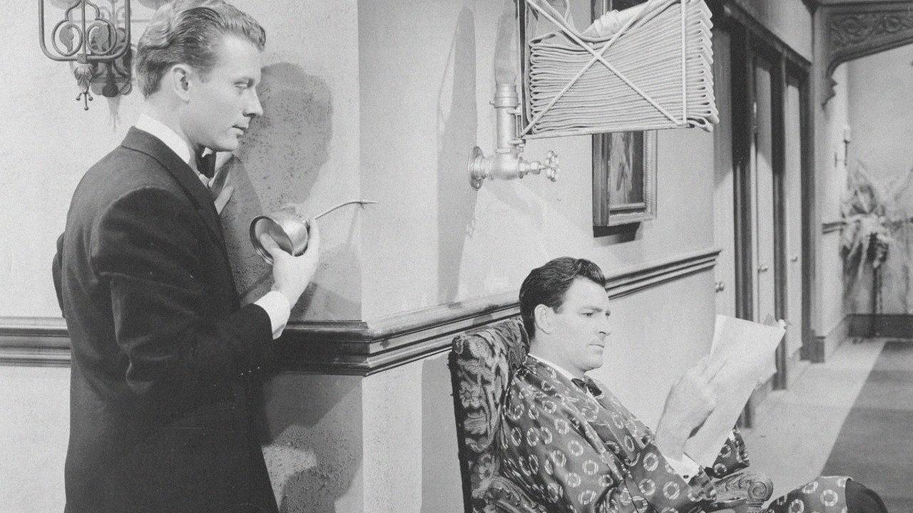 Honeymoon Lodge 1943 movie scene