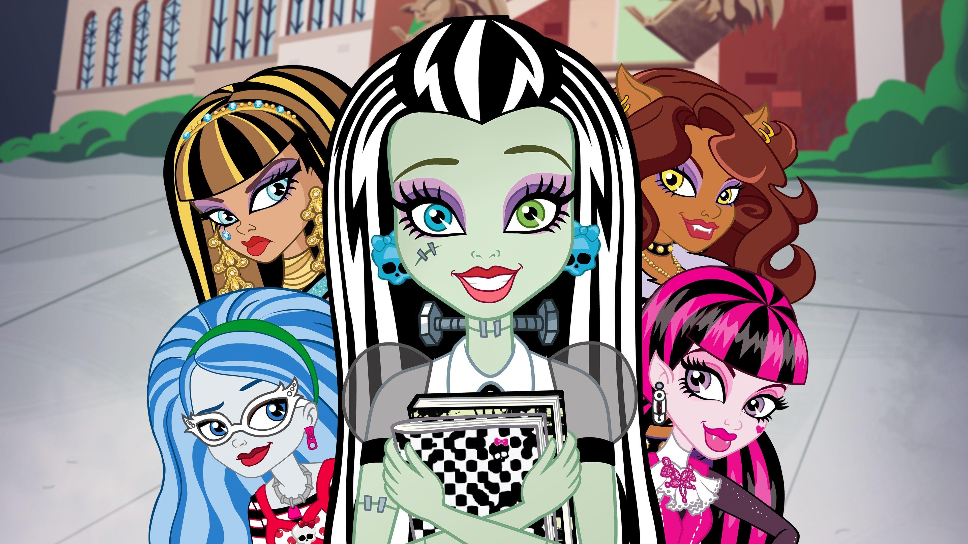 Monster High: New Ghoul at School 2010 movie scene