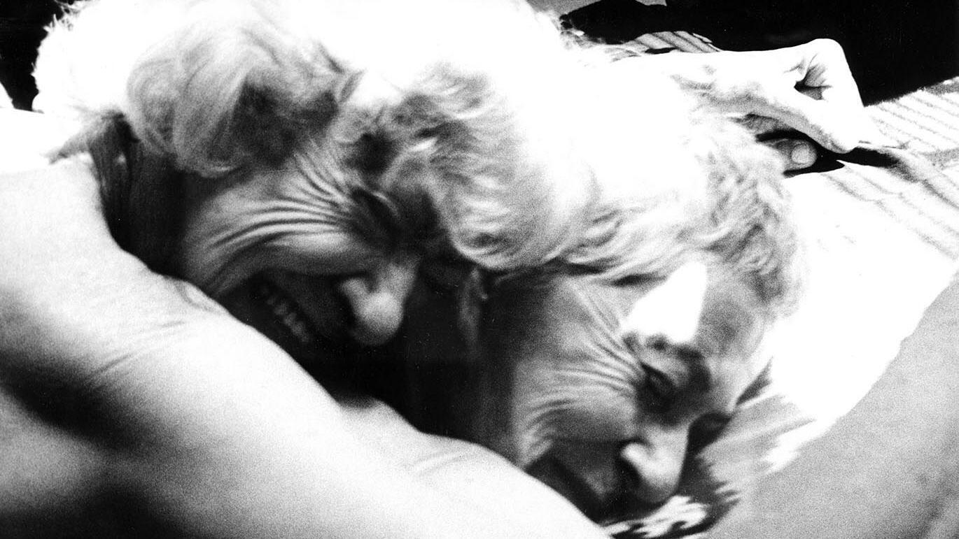 Nitrate Kisses 1992 movie scene