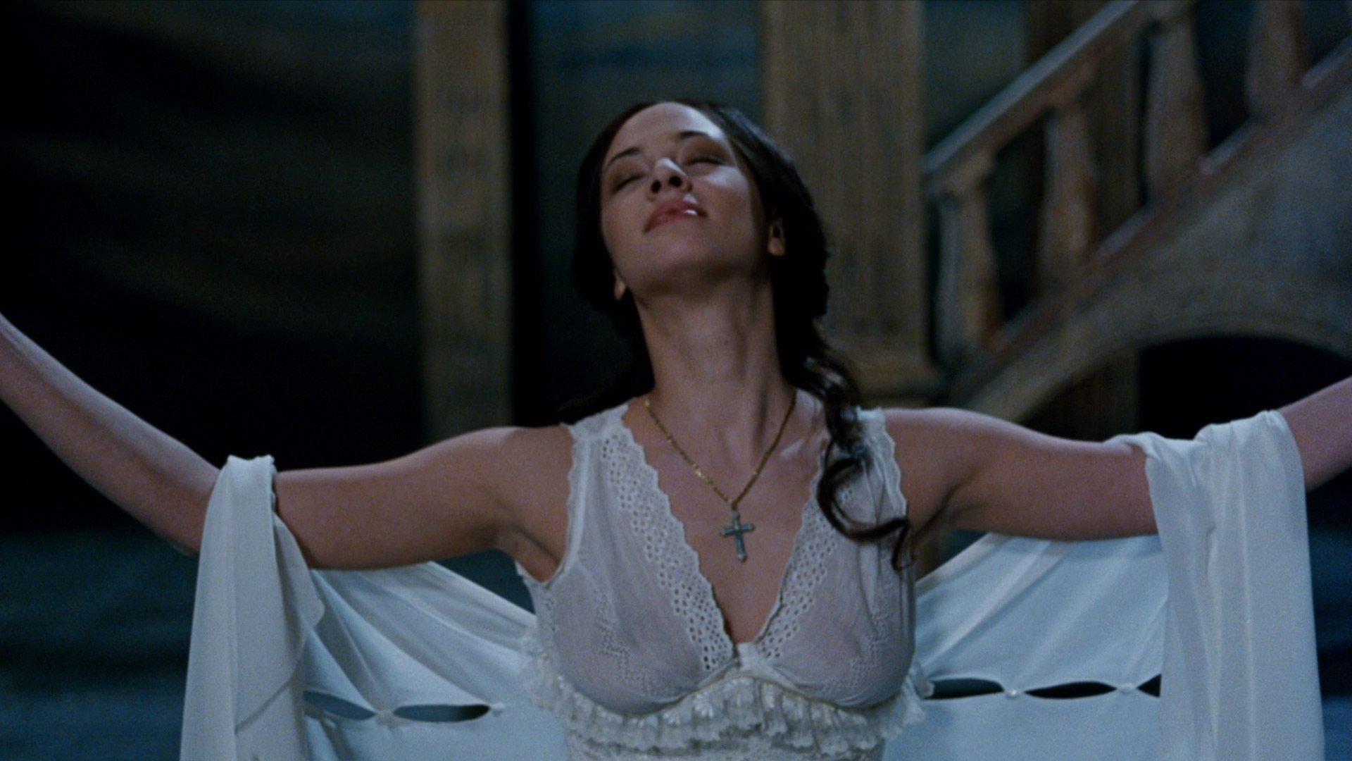 The Phantom of the Opera 1998 movie scene