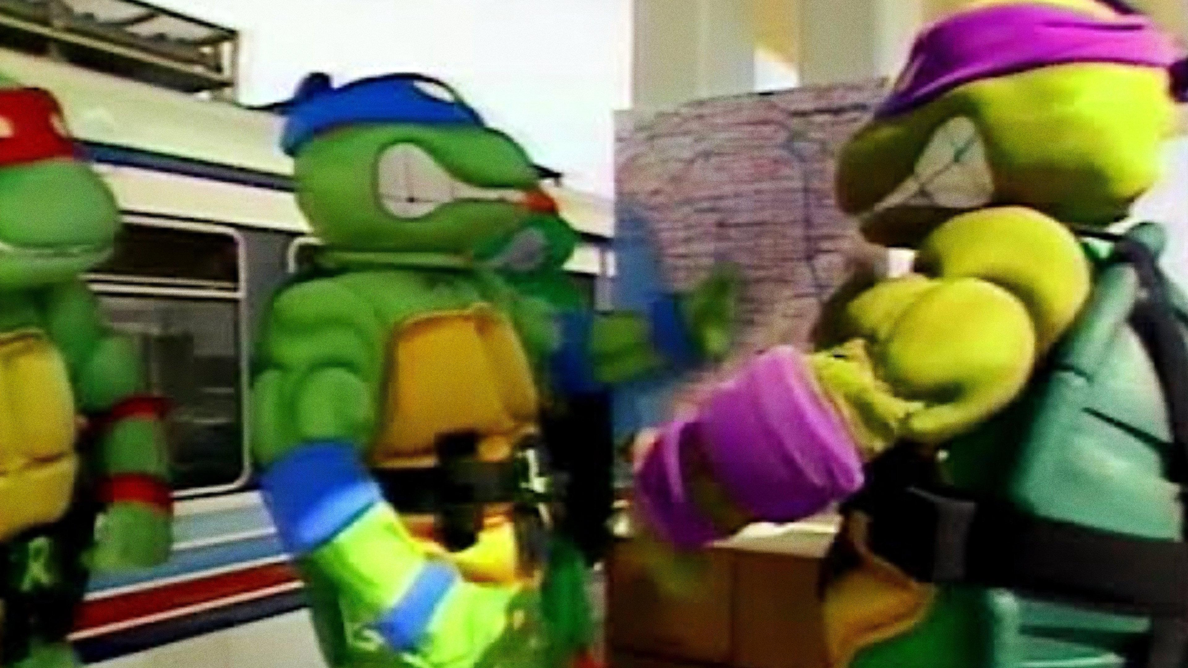 Operation Blue Line, Starring: Teenage Mutant Ninja Turtles 1990 movie scene