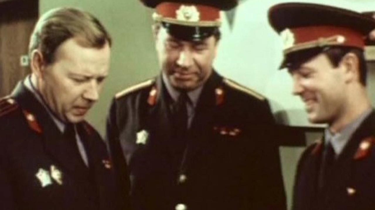 Attention, All Posts! 1985 movie scene