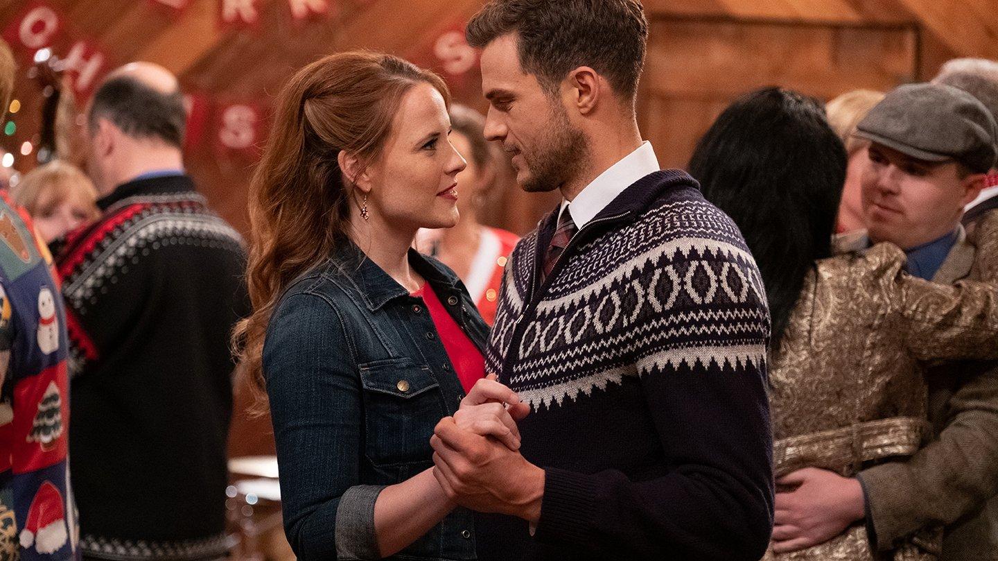 Christmas a la Mode 2019 movie scene