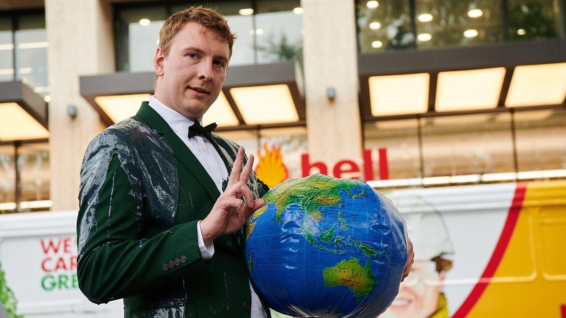 Joe Lycett vs the Oil Giant 2021 movie scene