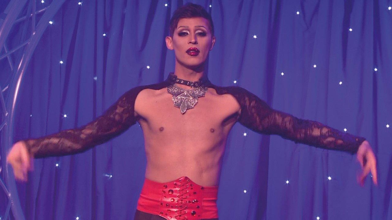 Les reines de la nuit 2019 movie scene