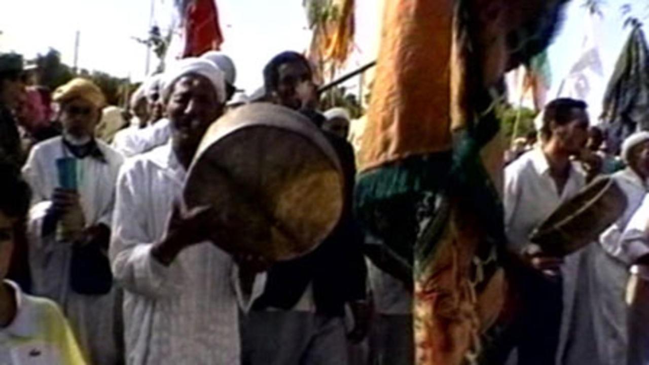 Boujad: A Nest in the Heat 1992 movie scene